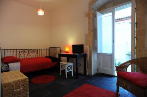 Отель Siqillya B&B  Рагуза